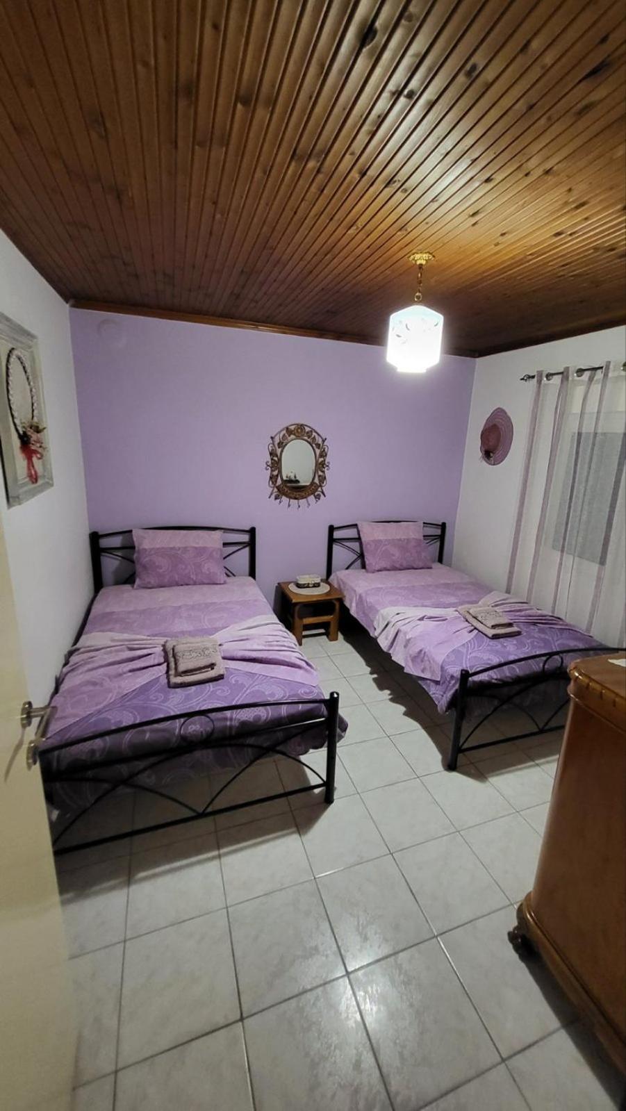 Housebutterfly Apartment Toroni Bilik gambar