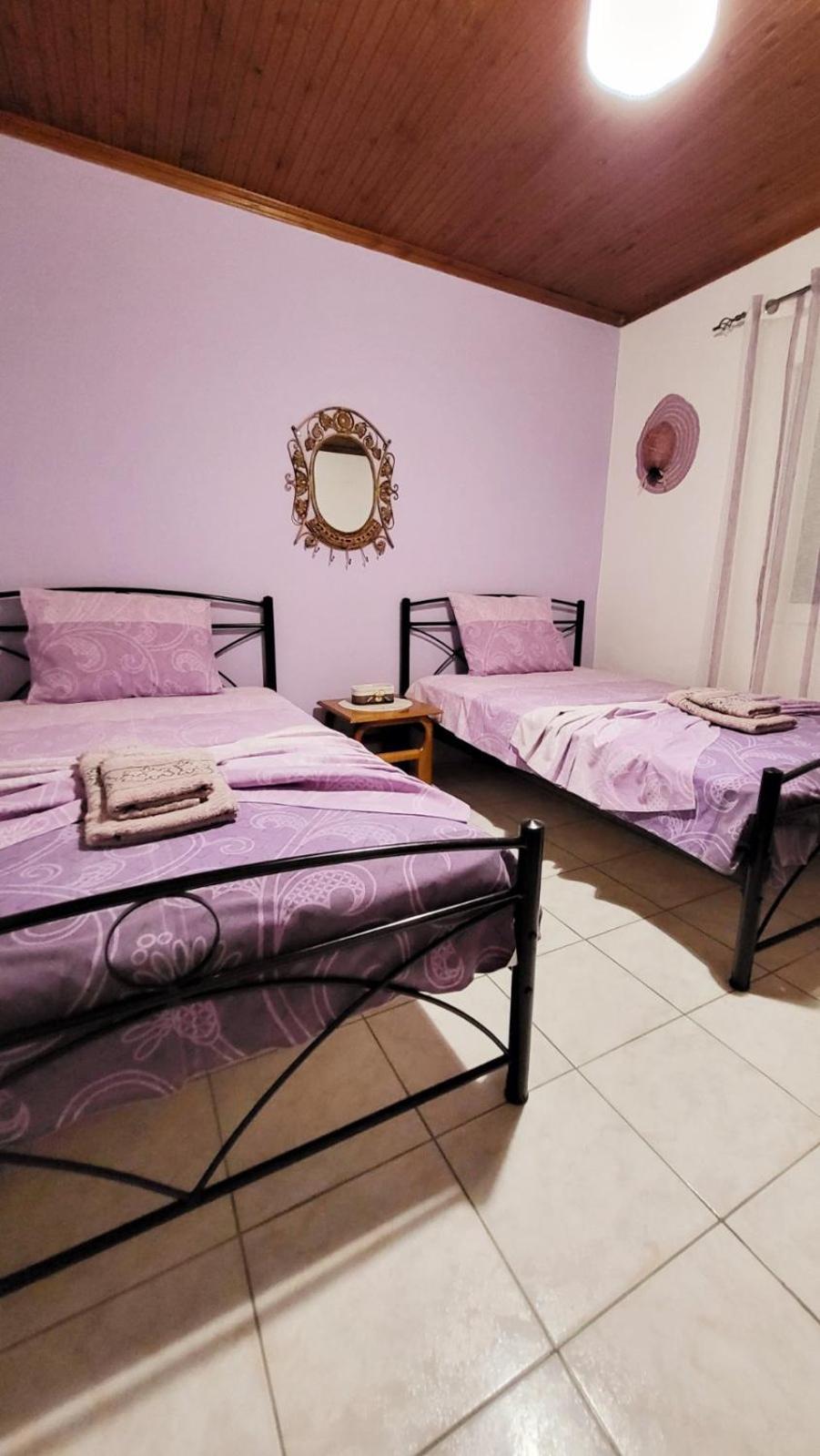 Housebutterfly Apartment Toroni Bilik gambar